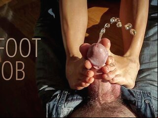 pissvids footjob